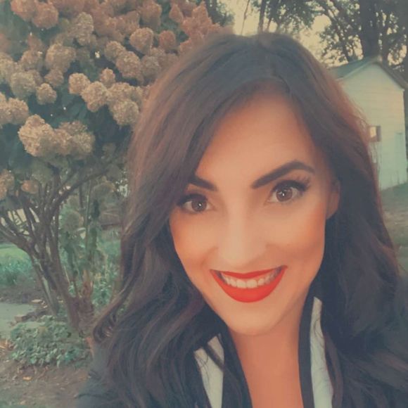 Profile Picture of Miranda Greth (@mirandaaltha) on Poshmark