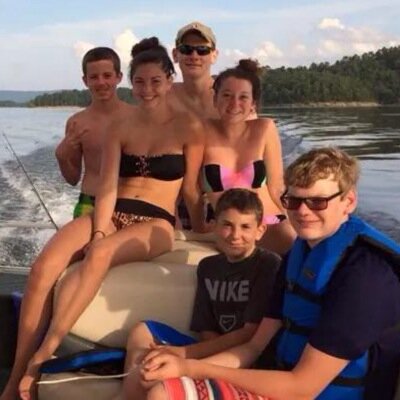 Profile Picture of Traci & Mark Wilhelm (@MarkTraci) on Twitter