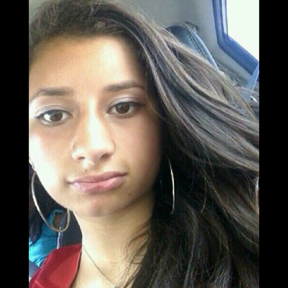 Profile Picture of Myong Ryder (@myongr721) on Poshmark