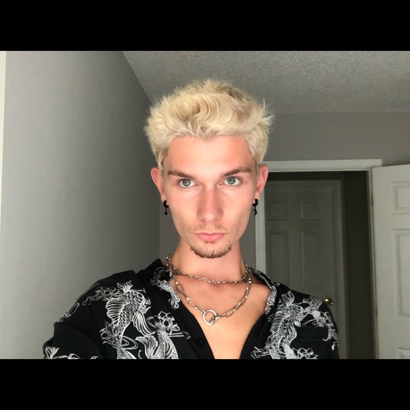 Profile Picture of Tristan Hicks (@tjhicks2580) on Poshmark