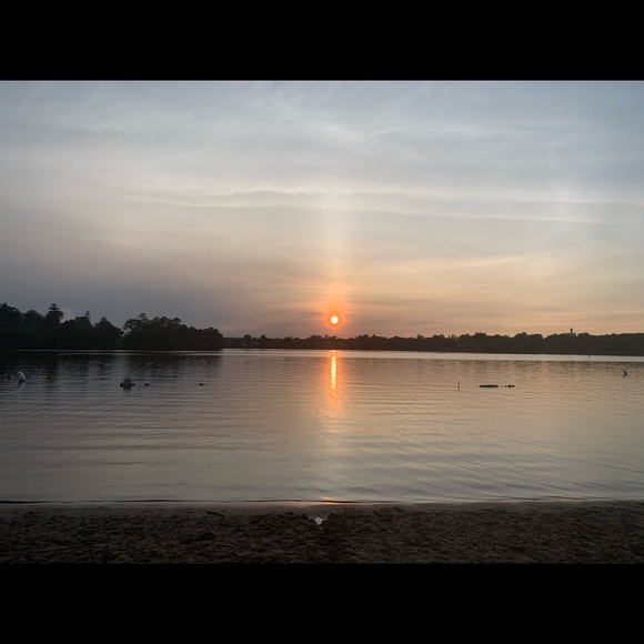 Profile Picture of Amy Mcleish (@crowphonic) on Poshmark