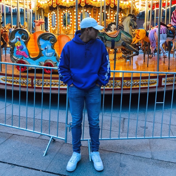 Profile Picture of Alberto Gonzalez (@albertoo_glz) on Poshmark