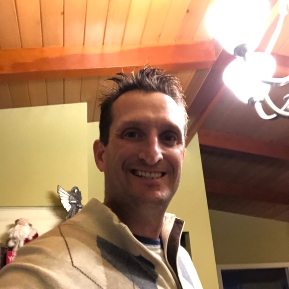 Profile Picture of Brad Ayala (@chefbrad35) on Poshmark