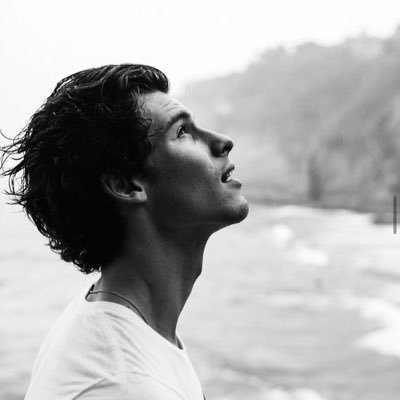 Profile Picture of Chris☁︎ (@biebsespinosa) on Twitter