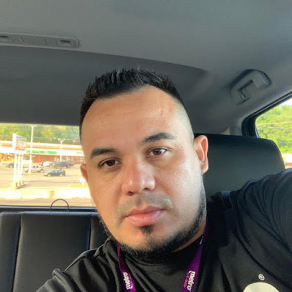 Ronal Bonilla - Poshmark Profile Picture of Ronal Bonilla (@ronalbonilla) on Poshmark