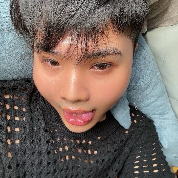 Profile Picture of jon ✧ (@jonathangan_) on Tiktok