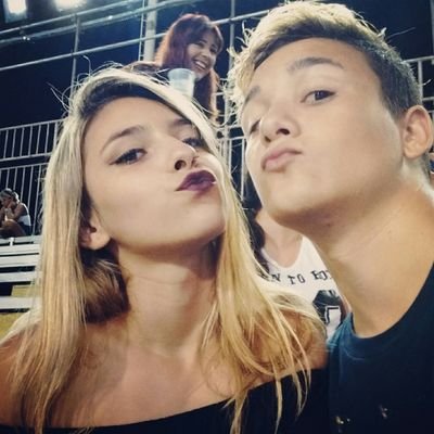 Profile Picture of Emily André (@Andr00055629) on Twitter