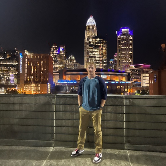 Will Franklin - Poshmark Profile Picture of Will Franklin (@jeterfan1998) on Poshmark