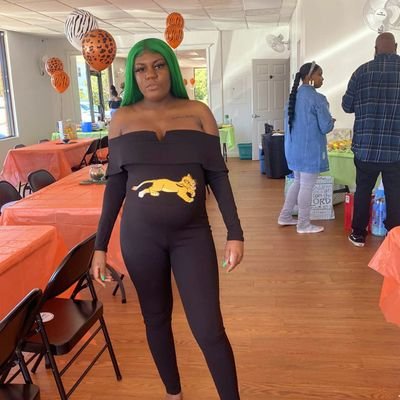 Profile Picture of Renee Long (@Reneebabyyy) on Twitter