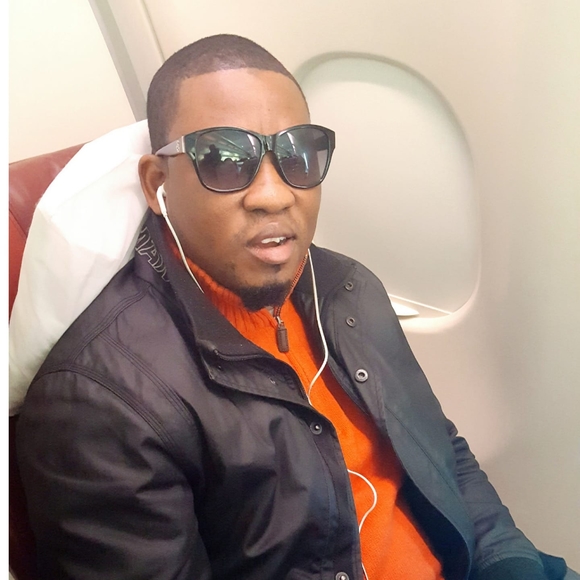 Profile Picture of Yemi Laoye (@yemlao) on Poshmark