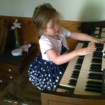 Profile Picture of Amanda Ramondino (@aramondino) on Twitter