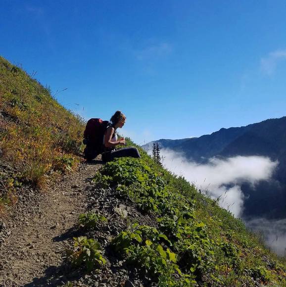 Profile Picture of Synnove Vandal (@synnovevandal) on Poshmark