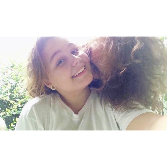 Devynn Mackynzie - Poshmark Profile Picture of Devynn Mackynzie (@devynnmackynzie) on Poshmark