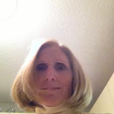 Profile Picture of Mary Werblin (@Connlaw) on Twitter