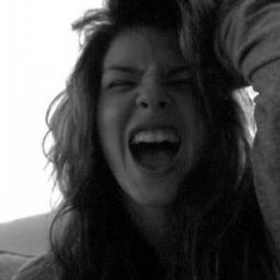 Profile Picture of Nina Dempsey. (@dobledeperrieed) on Twitter