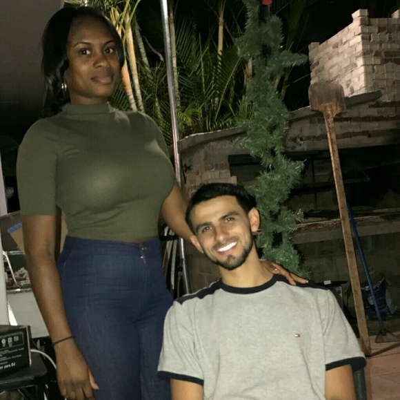 Profile Picture of Dorothy Desty (@dee9092) on Poshmark