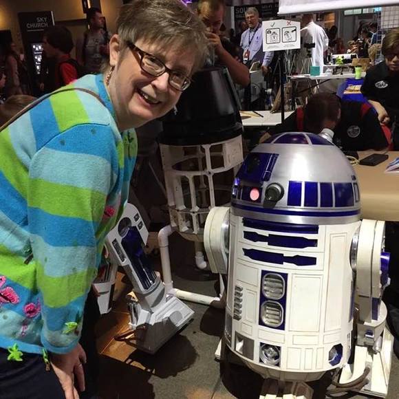 Profile Picture of Amy Hansen (@planetamy) on Poshmark