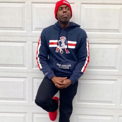 Profile Picture of James 🧐 (@WiseGuy719) on Twitter