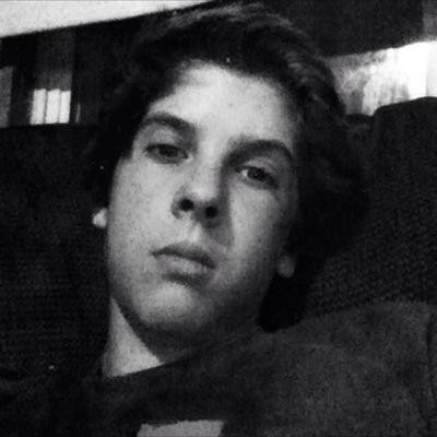 Brandon Farnham - Twitter Profile Picture of Brandon Farnham (@its_brandon_01) on Twitter