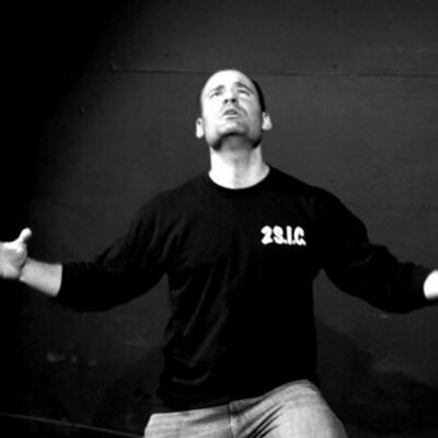 Profile Picture of Christopher Hahn (@ChristopherHahn) on Twitter