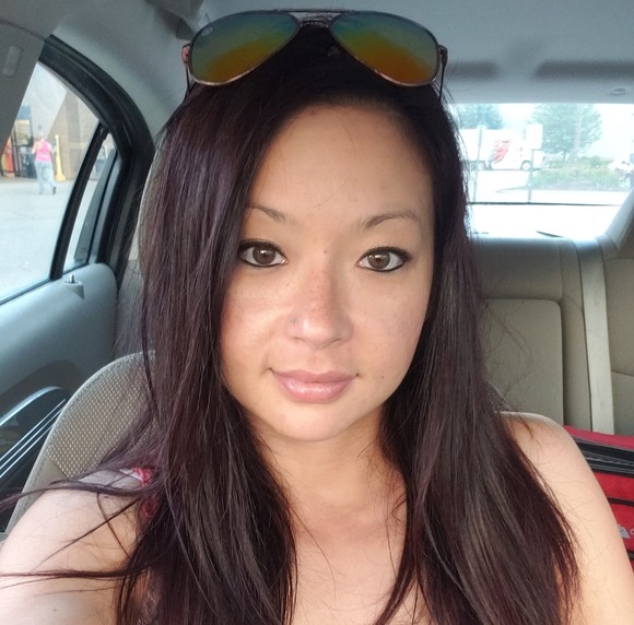 Profile Picture of Lisa Betker (@lisab31) on Poshmark