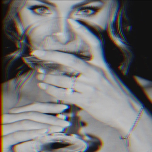 Jade Robertson - Poshmark Profile Picture of Jade Robertson (@jaderobertso294) on Poshmark