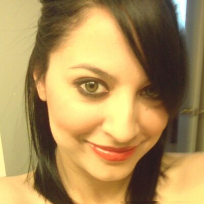 Profile Picture of Stacy Huddleston (@stacysh84) on Twitter