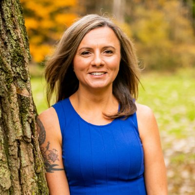 Profile Picture of Carrie Nagy Swain (@cnagyswain) on Twitter