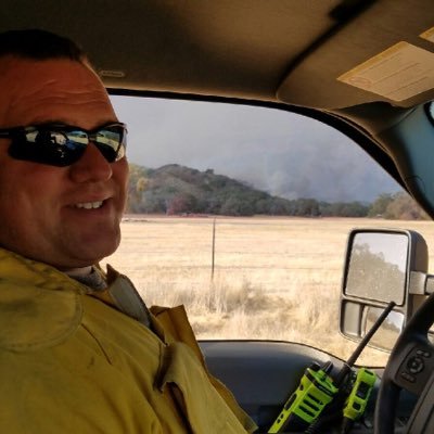 Profile Picture of Chris B. (@CB_FirePhoto) on Twitter