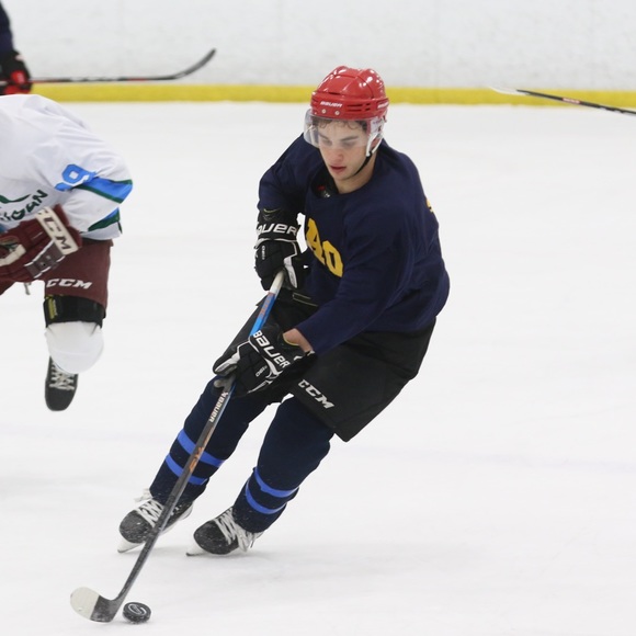 Profile Picture of Joshua Cohen (@jcoh10x) on Poshmark