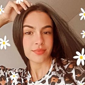 Profile Picture of Victoria Arroyo (@viki123arroyo) on Pinterest