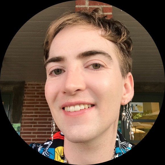 Profile Picture of David Newell (@davidnewell316) on Poshmark
