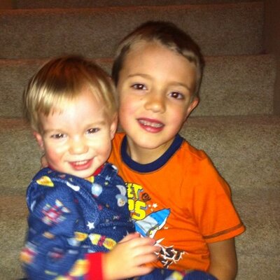 Profile Picture of Julie Ver Steeg (@jver_steeg) on Twitter