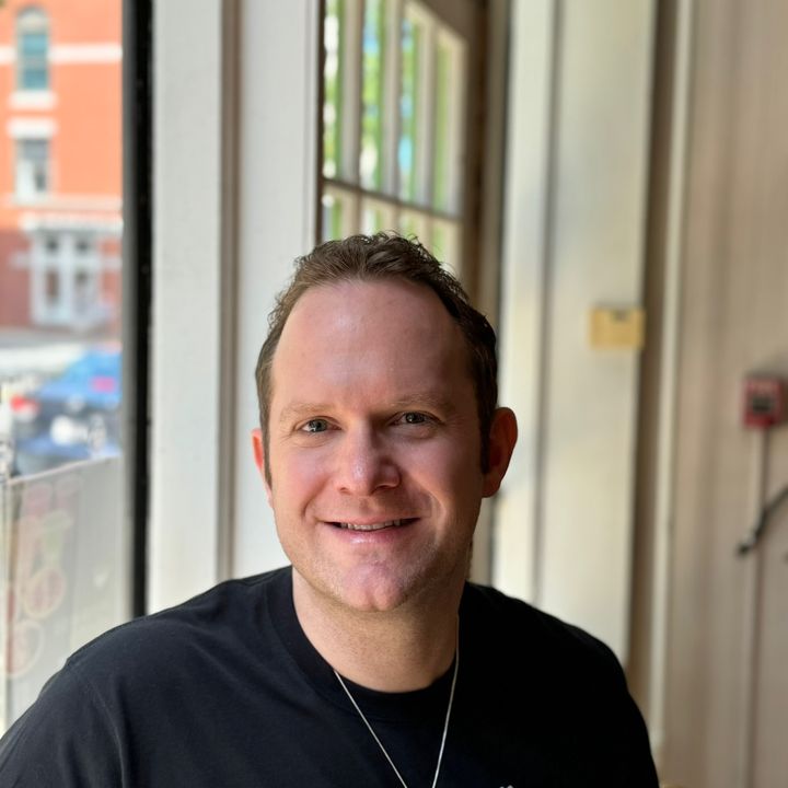 Profile Picture of Adam ✌️ ❤️ (@adamvancuren) on Tiktok