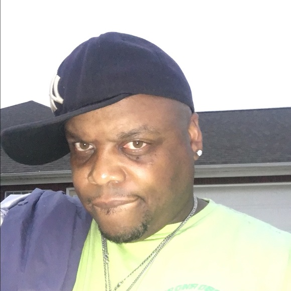 Profile Picture of Marcel Humphrey (@spudnik) on Poshmark