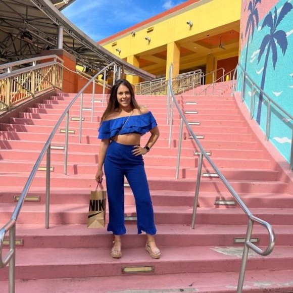 Profile Picture of Raquel Cerezo (@raquelcerezo434) on Poshmark