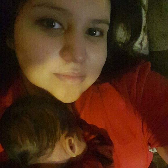 Profile Picture of Janette San miguel (@jgloria08) on Poshmark