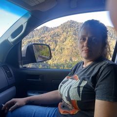 Profile Picture of kellyebozarth8 (@kellyebozarth8) on Tiktok