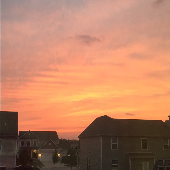 Profile Picture of Dung Phan (@dungvoong) on Poshmark