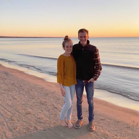 Profile Picture of Katie Mcivor (@katie_mcivor) on Poshmark