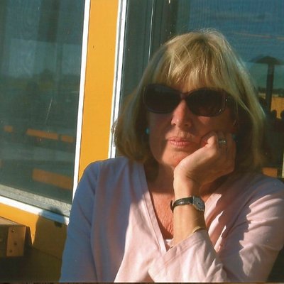 Profile Picture of Janet Heller Howell (@HellerHowell) on Twitter
