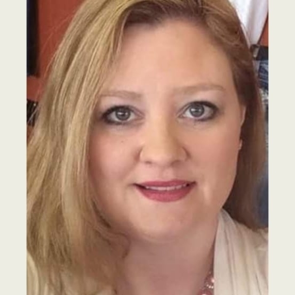 Profile Picture of Christy Stone-pinnell (@cp71) on Poshmark