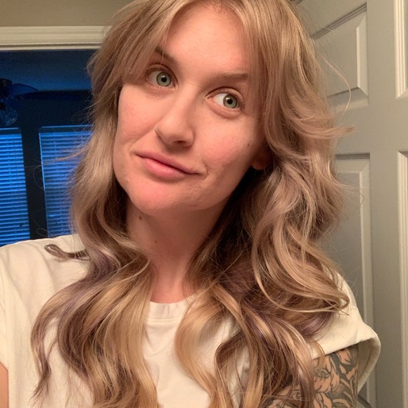 Profile Picture of Natalie Premus (@natpremus) on Poshmark