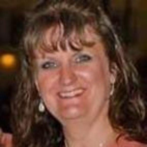 Profile Picture of Dawn Marsh (@dawn_marsh) on Poshmark