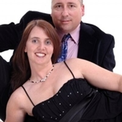 Profile Picture of Robin Axton (@robin2girls) on Twitter