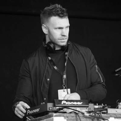 Profile Picture of DJ Brad Jennings (@@BradJennings49) on Twitter