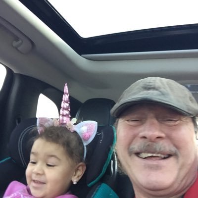 Profile Picture of Mike Rinehart (@MikeRinehart13) on Twitter