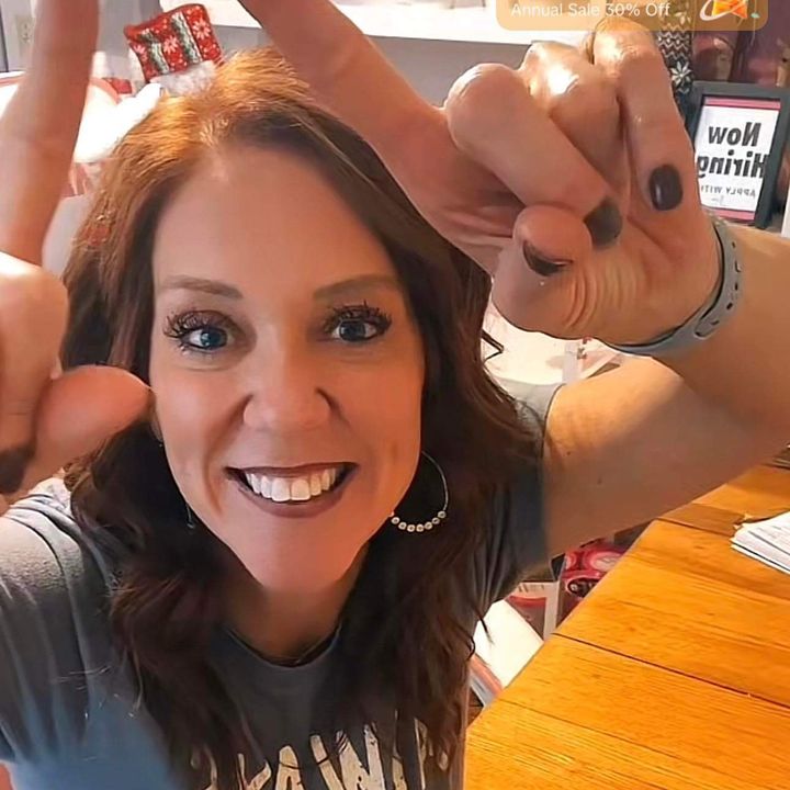 Profile Picture of BethHanner2 (@bethhanner2) on Tiktok