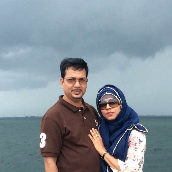 Profile Picture of Farzana Chowdhury (@farzan4316) on Poshmark