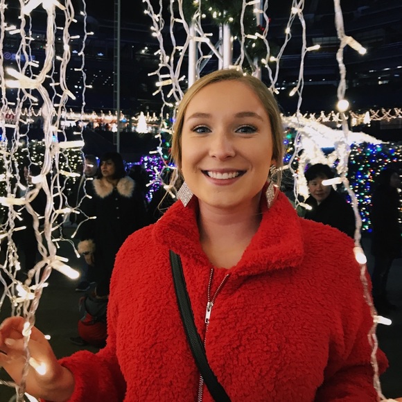 Profile Picture of Tabitha Pridemore (@t_pridemore) on Poshmark